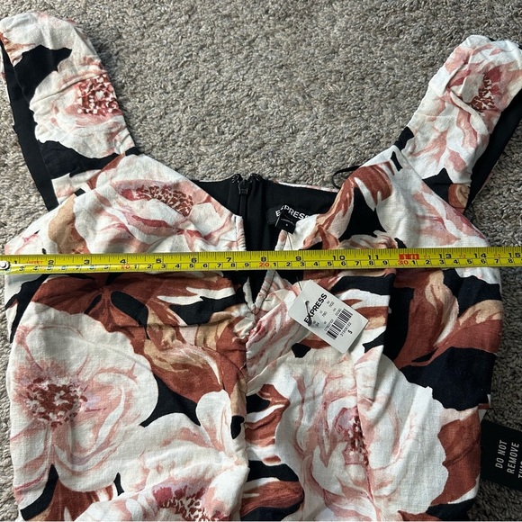 NWT Express Bodycon mini Dress small Black White Floral Linen Blend Scoop Neck - Picture 8 of 10